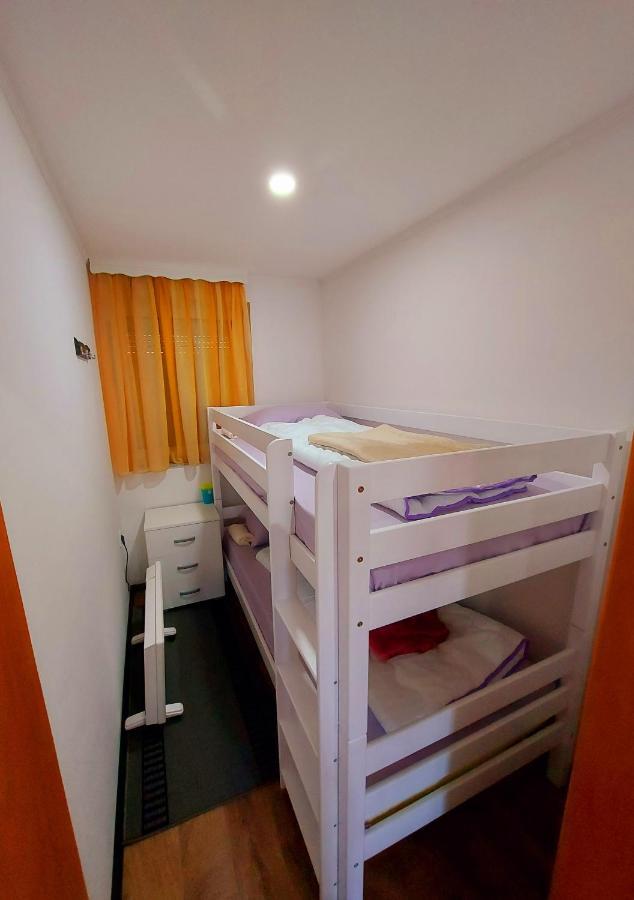 Apartments Marshal บอซันสกาครูปา ภายนอก รูปภาพ